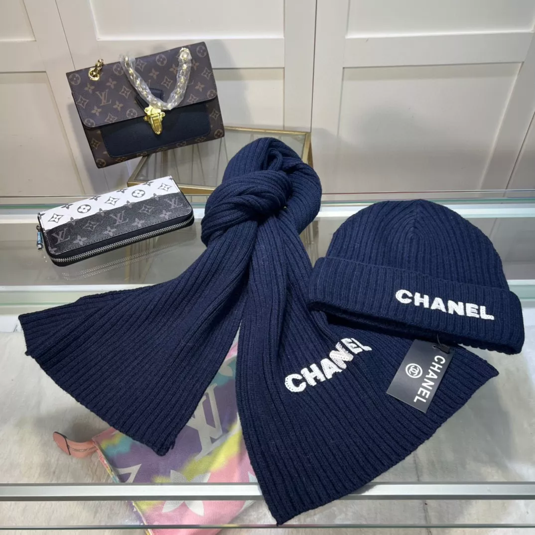 chanel hat and echapres set s_127aab71